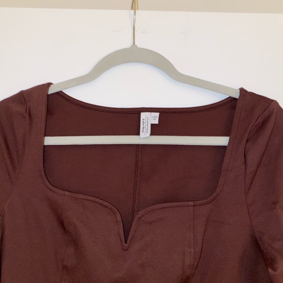 Brown Dress Sweetheart Neckline - Picture 2 of 3